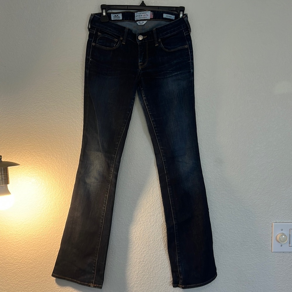 LUCKY JEANS